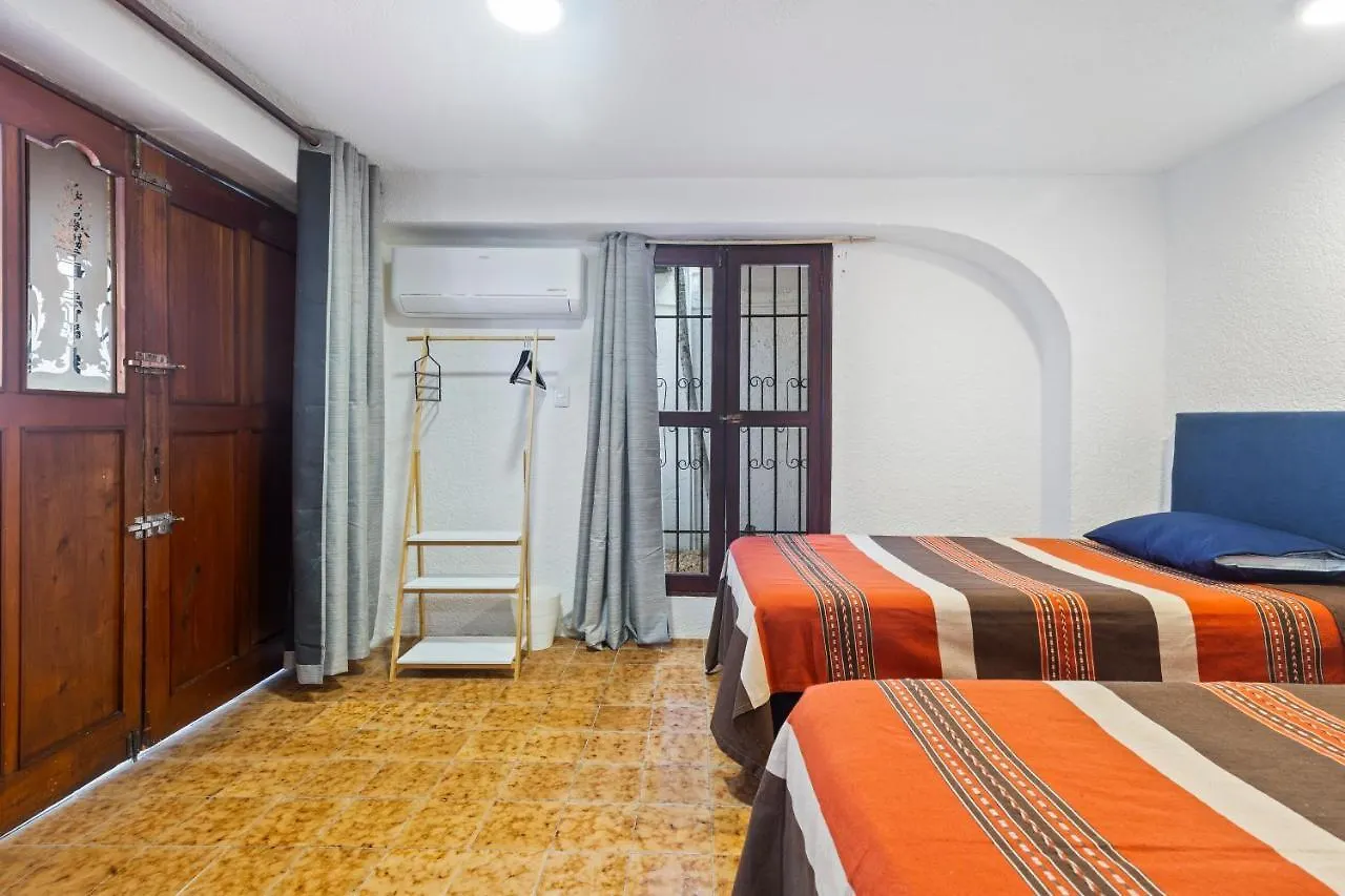 Casa Nance Alojamientos Chichen Itza Hospedaje Familiar Cocineta Antecomedor 2 Camas Ac Bano Cancun